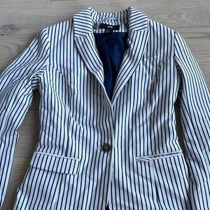 New Strips blazer form H&M